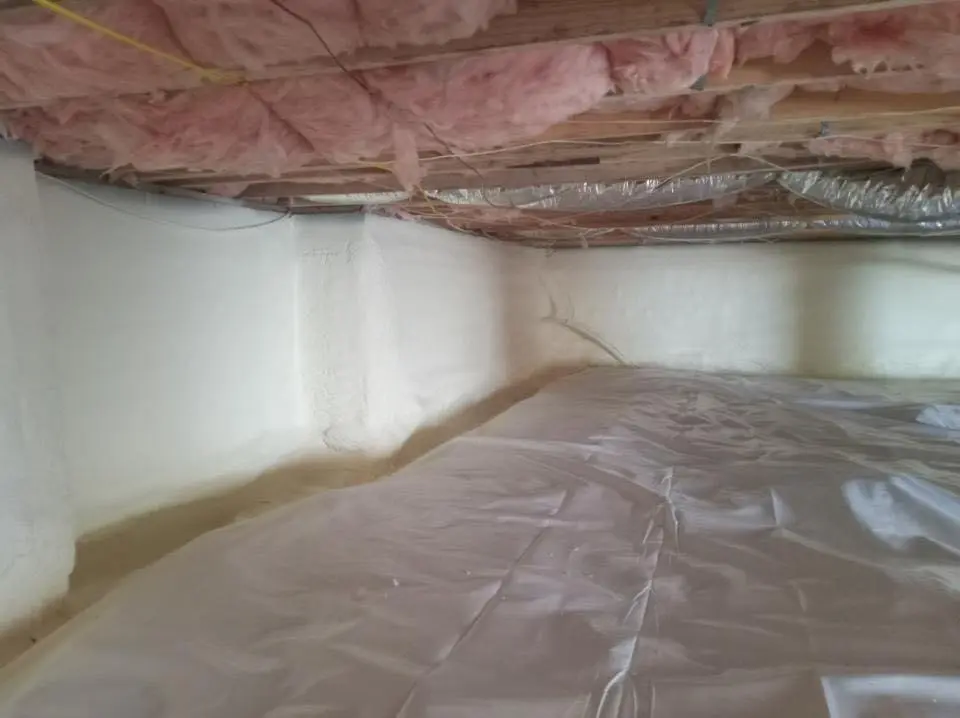 Crawl space encapsulation with closed-cell spray foam for Roof Maintenance in Broussard